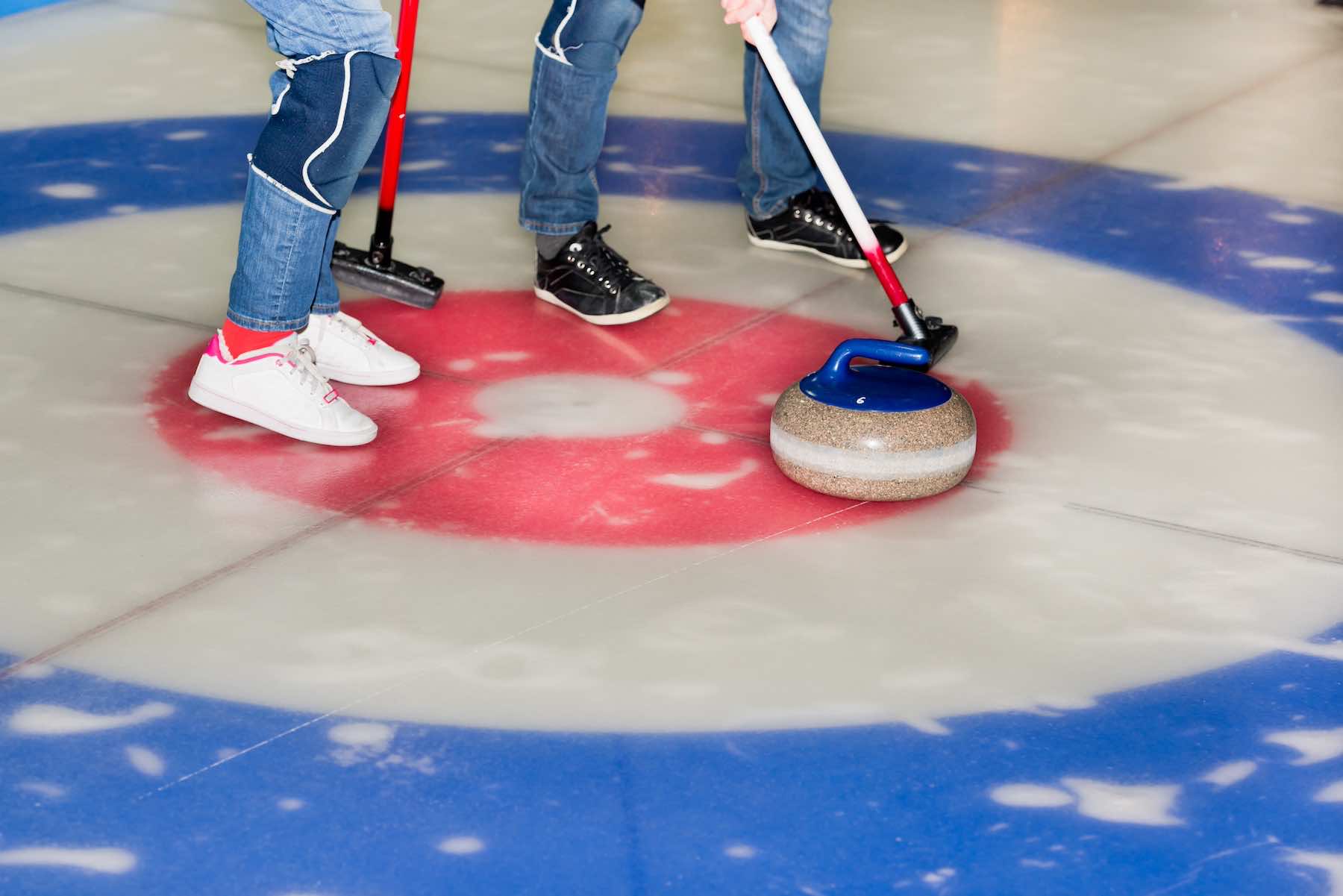 Apprendre à jouer au Curling et ses règles